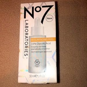 No7 NWT/Box Resurfacing Peel 💕 SkinCare